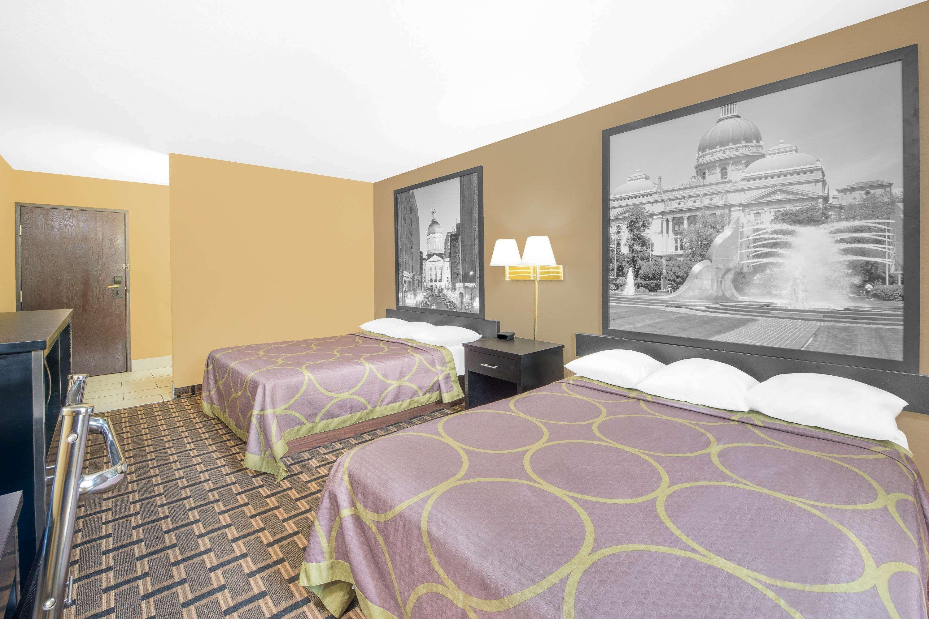 Super 8 by Wyndham Terre Haute Exterior foto